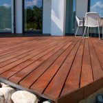 Ipe,Wood,Deck,,Modern,House,Design,With,Wooden,Patio,,Low